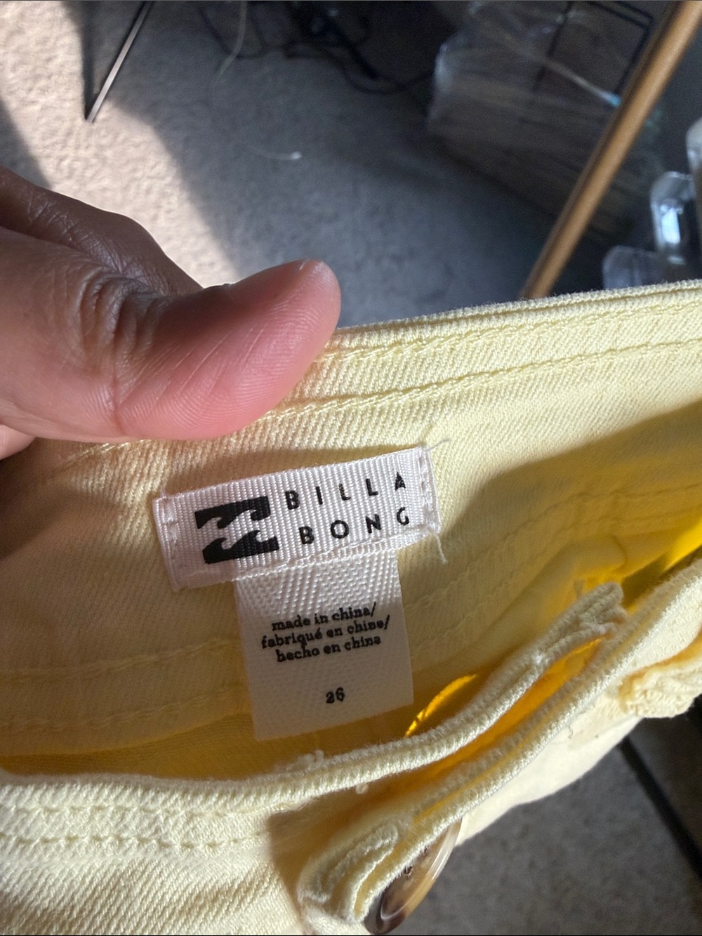 Billabong free fall High-Rise Wide-Leg Jeans in Pale Yellow 26 raw hem - Picture 7 of 8